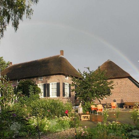 Bed & Breakfast Hofstede Het Klaphek Randwijk Camera foto